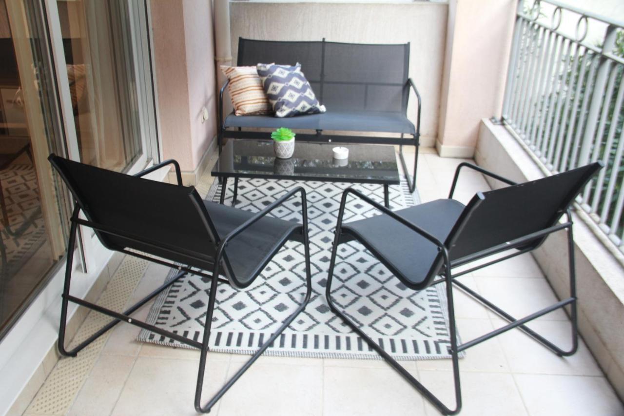 La Villa Ondine - Spacieux Appartement Sur Les Collines Nicoises - Piscine - 2 Parkings - Clim - Wifi Nizza Exterior foto