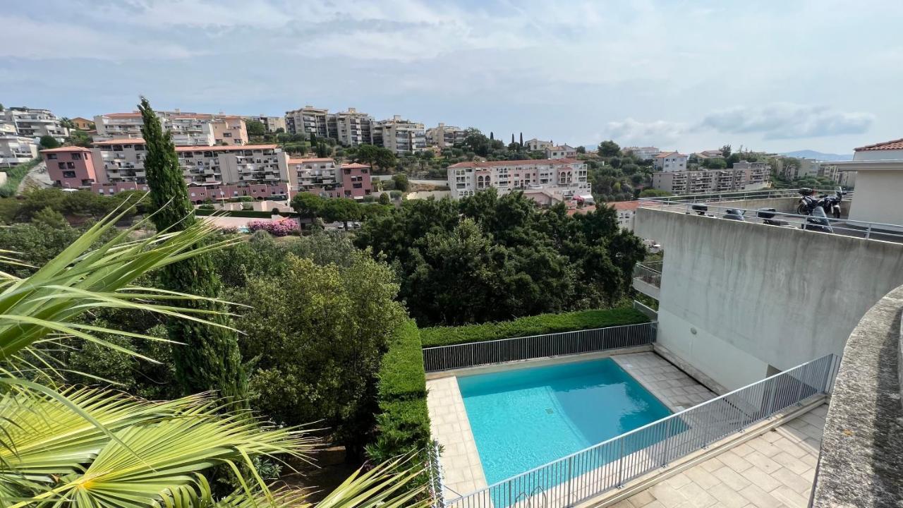 La Villa Ondine - Spacieux Appartement Sur Les Collines Nicoises - Piscine - 2 Parkings - Clim - Wifi Nizza Exterior foto